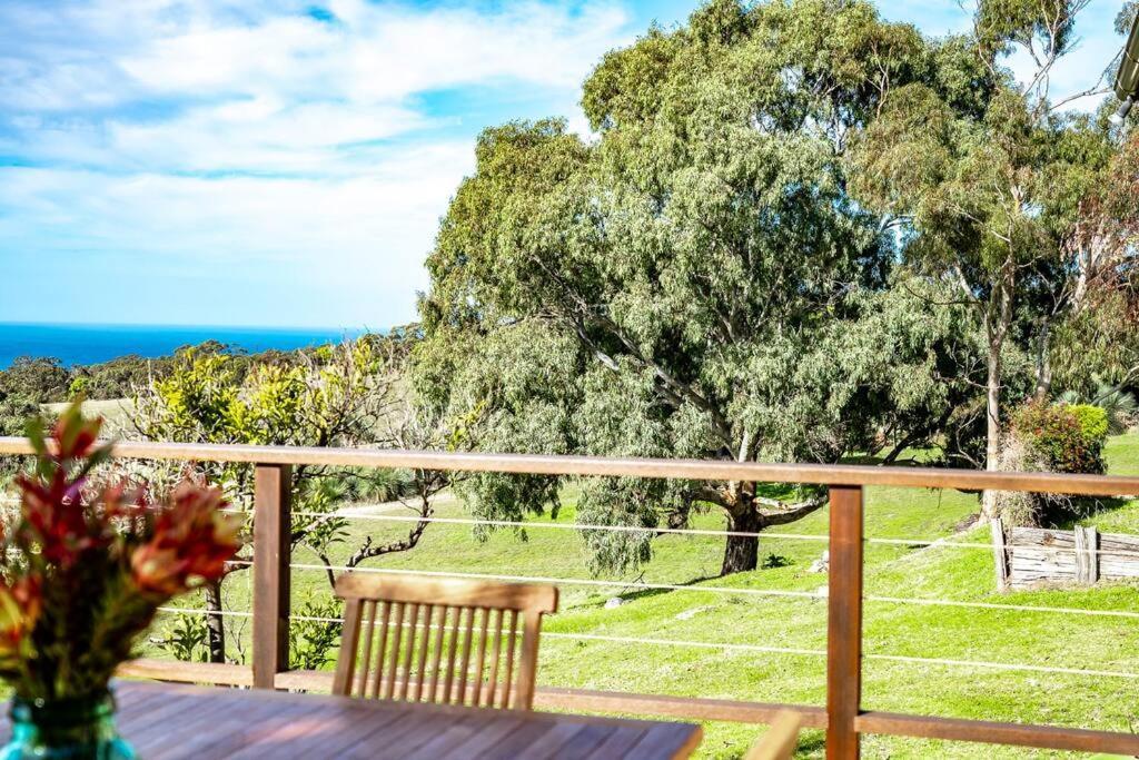 Rustic * Waitpinga